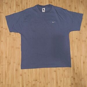 Nike Solo Swoosh Tee